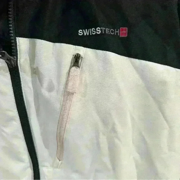 Swiss Tech Girls Winter Coat. Size XXL 18. - Picture 2 of 13